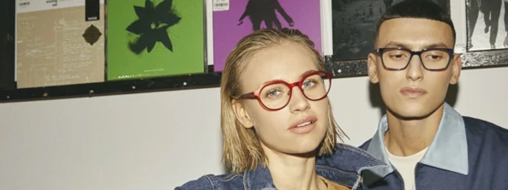 Inface: Frau und Mann, jeweils mit Brille